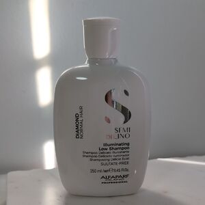 Alfaparf Semi Di Lino Illuminating Low Shampoo - White